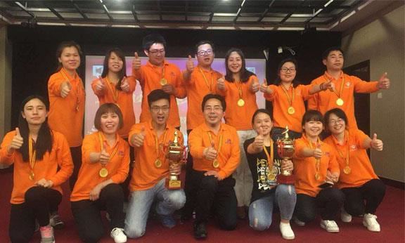 鄧氏風採-卓越團隊